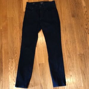 Not your daughters jeans, skinny ankle, lift and tuck size 00 stretch jeans